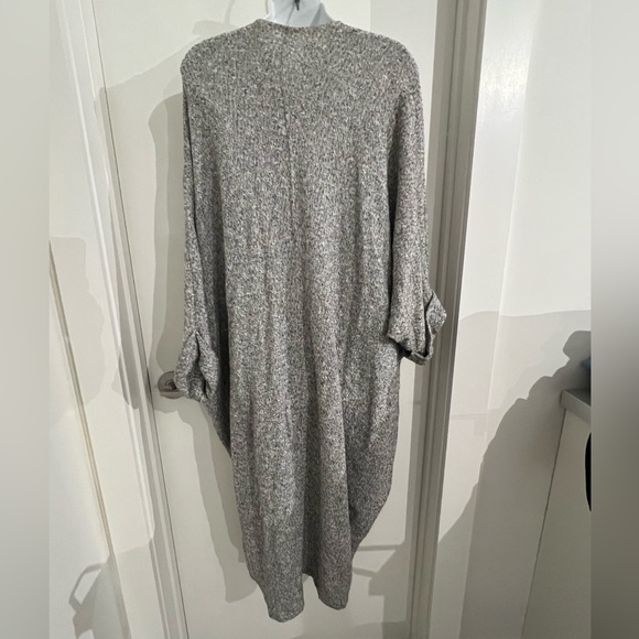 *American Apparel* long grey sweater - Picture 2 of 2